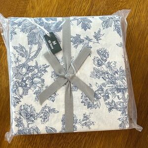 Urban Outfitters Blue Toile Pattern Sheet Set